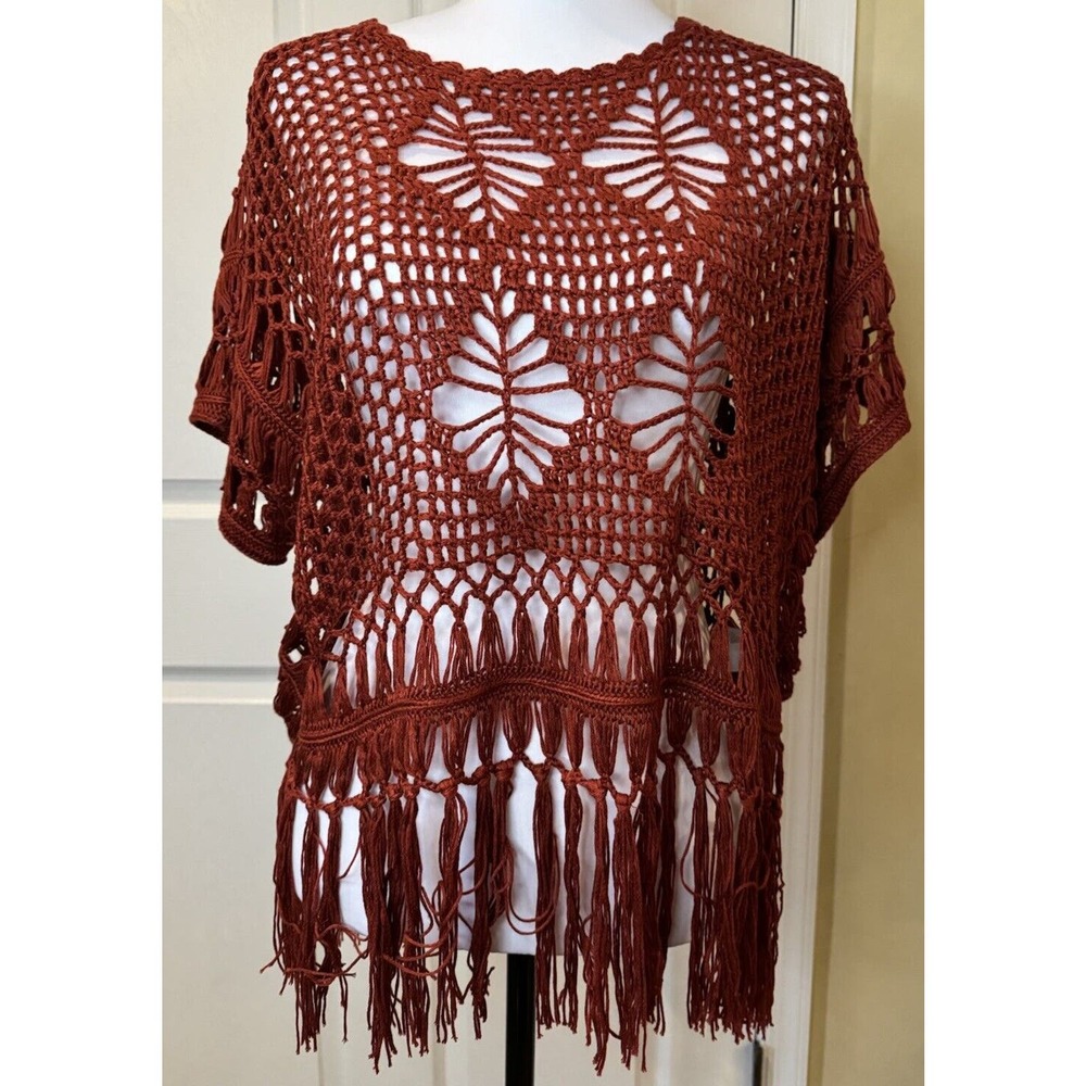 Women’s Red Crochet Top Fringes Size Small NWT Boho Western Spring Classic Basic